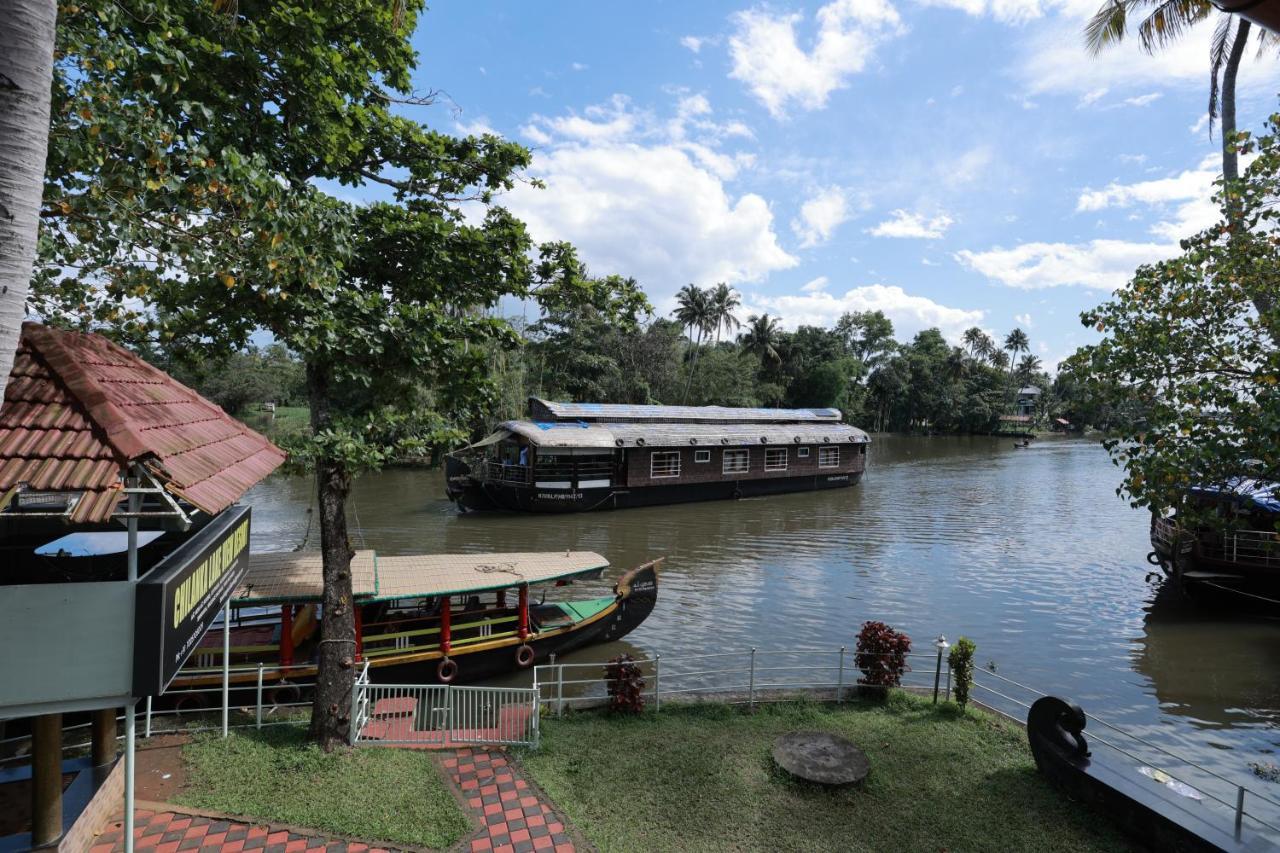 Chilanka Lake View Resort Alappuzha Exterior foto
