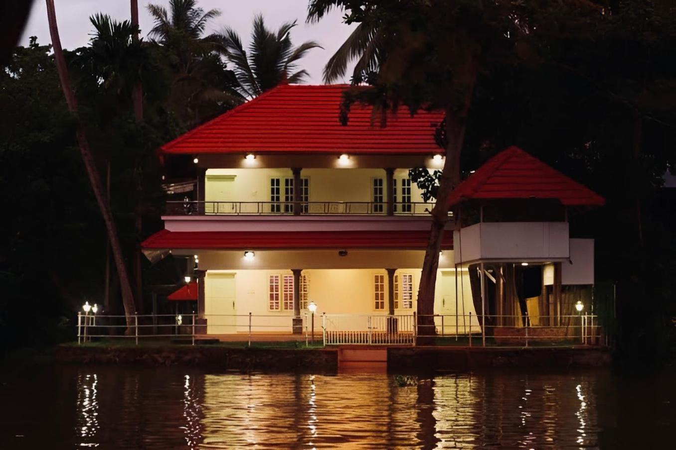 Chilanka Lake View Resort Alappuzha Exterior foto