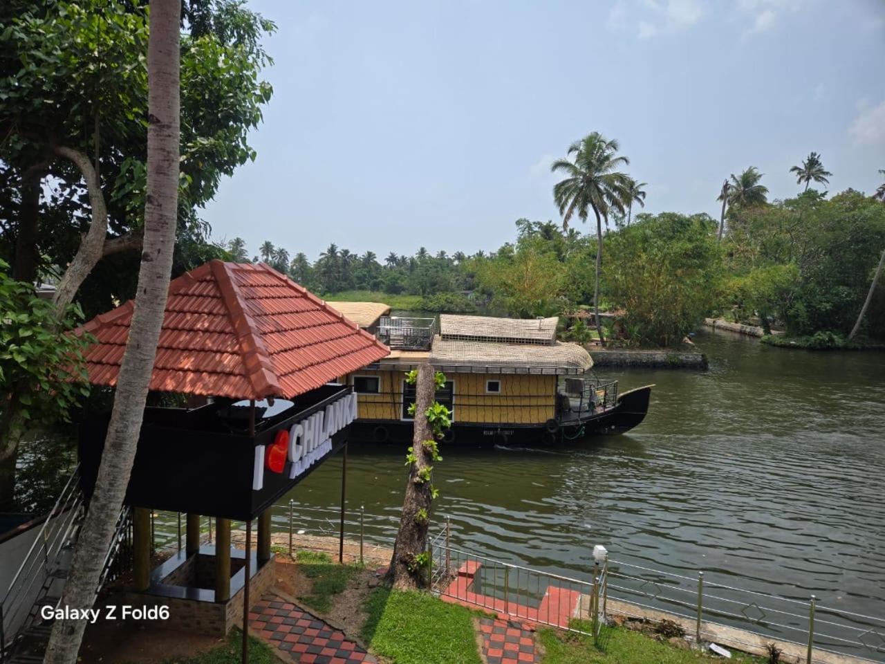 Chilanka Lake View Resort Alappuzha Exterior foto